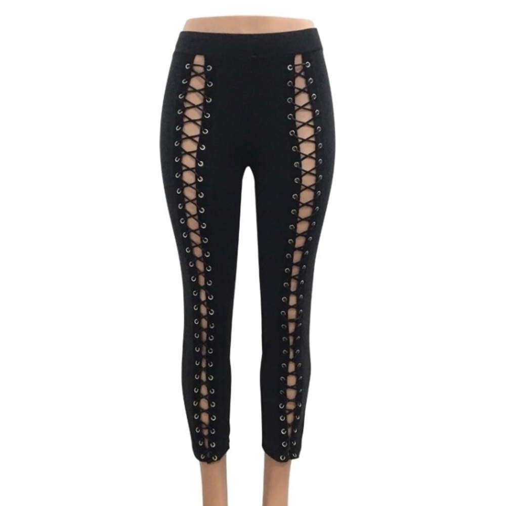 NEW! Lace-up Leggings